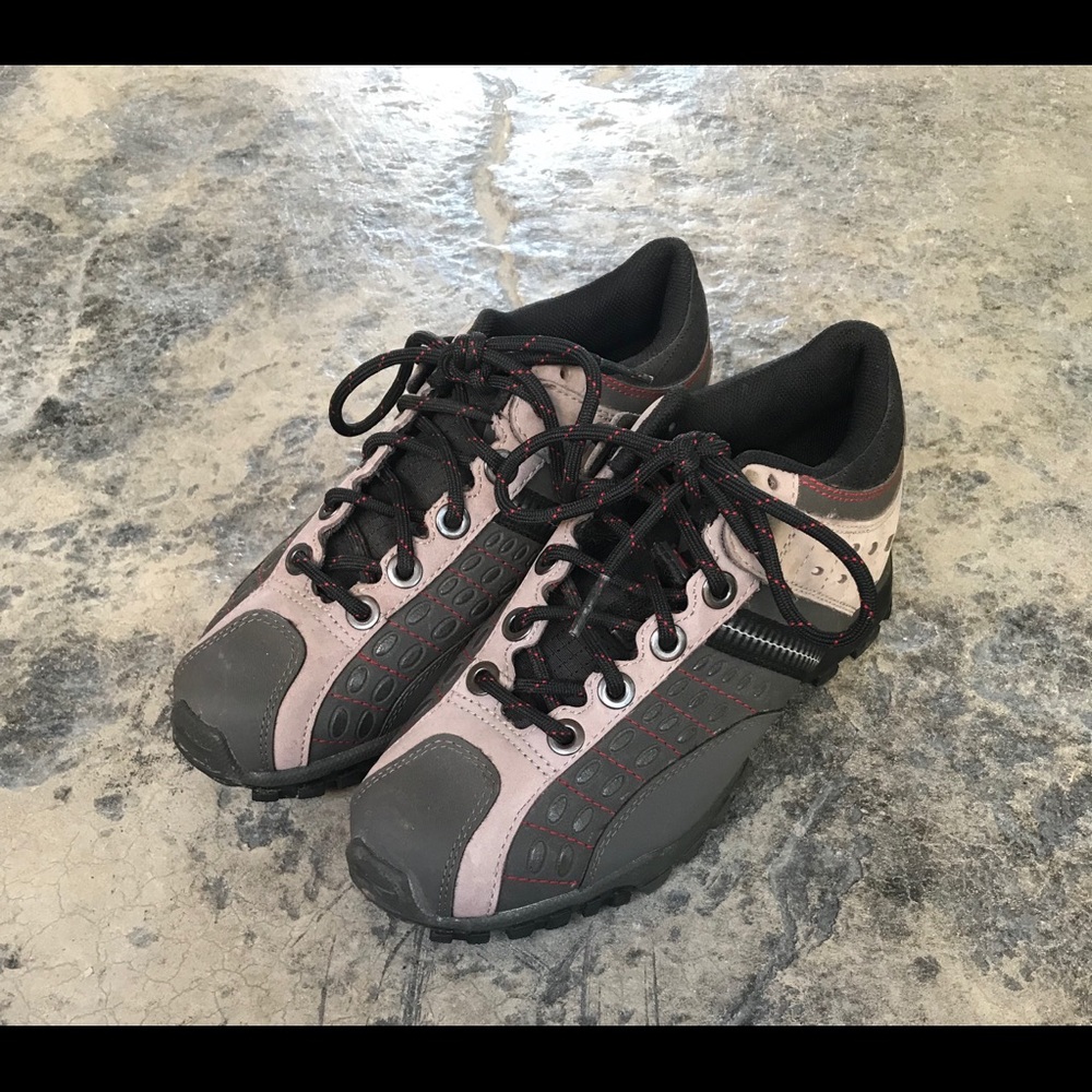 DIADORA MTN. BIKING SHOES SZ. USA 5.5